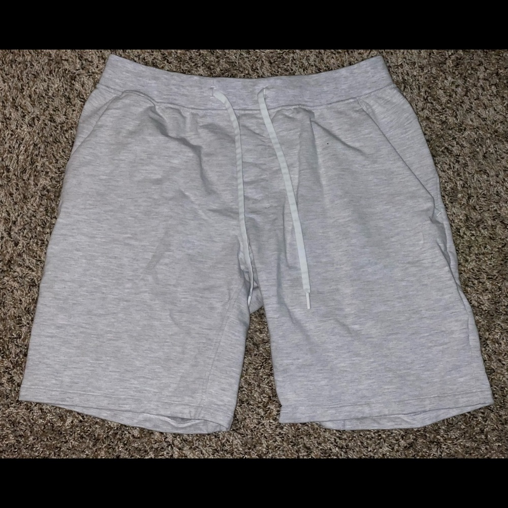 Men’s LULULEMON City Sweat Shorts 9” Gray XL